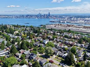 3052 38th Avenue SW, Seattle WA 98136