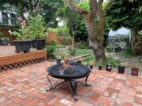 3052 38th Avenue SW, Seattle WA 98136