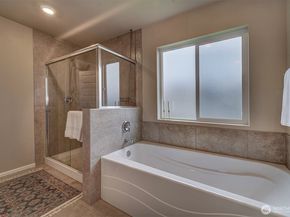 1013 Timberline Avenue, Bremerton WA 98312