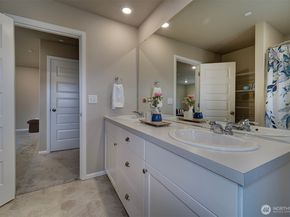 1013 Timberline Avenue, Bremerton WA 98312