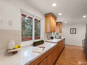 20310 5th Avenue NW, Shoreline WA 98177