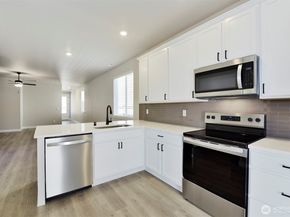 5898 Lost City Lane NW, Bremerton WA 98312