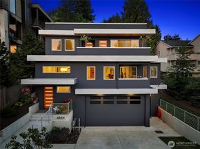 6304 Lakeview Drive, Kirkland WA 98033