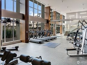 583 Battery Street 2208N, Seattle WA 98121