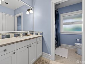 10419 NE 53RD Street, Kirkland WA 98033
