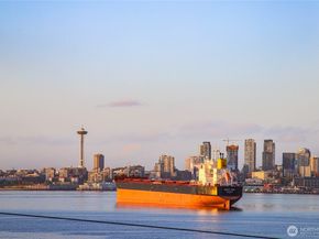 1661 Harbor Avenue SW 301, Seattle WA 98126