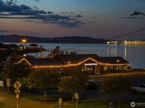 1661 Harbor Avenue SW 301, Seattle WA 98126