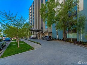 521 5th Avenue W 602, Seattle WA 98119