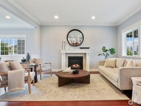 8050 29th Avenue NW, Seattle WA 98117