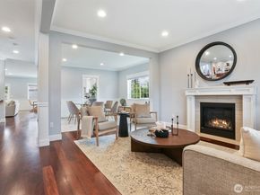 8050 29th Avenue NW, Seattle WA 98117