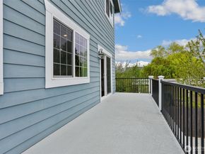 8050 29th Avenue NW, Seattle WA 98117