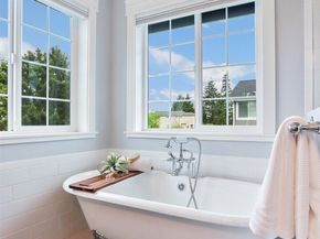 8050 29th Avenue NW, Seattle WA 98117