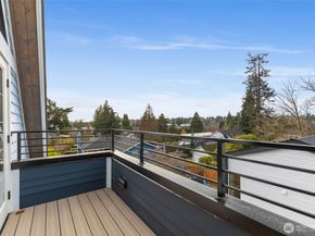 10715 2nd Avenue NW, Seattle WA 98177