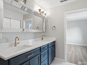 2271 SE Upchurch Way, Port Orchard WA 98366