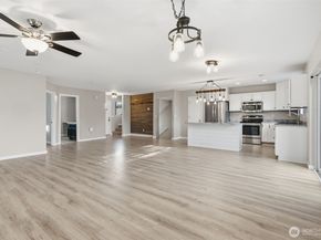 2271 SE Upchurch Way, Port Orchard WA 98366