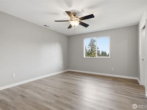 2271 SE Upchurch Way, Port Orchard WA 98366
