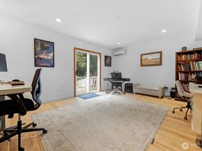 1806 131st Drive NE, Lake Stevens WA 98258