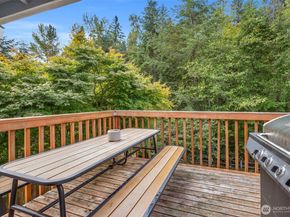 1806 131st Drive NE, Lake Stevens WA 98258