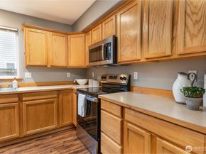 2606 123rd Pl SW, Unit B, Everett WA 98204