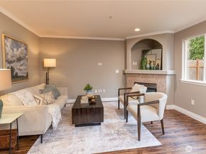 2606 123rd Pl SW, Unit B, Everett WA 98204