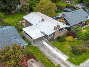 13739 36th Avenue NE, Seattle WA 98125