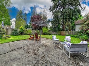 13739 36th Avenue NE, Seattle WA 98125