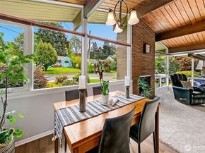 13739 36th Avenue NE, Seattle WA 98125