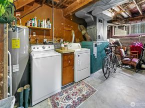 13739 36th Avenue NE, Seattle WA 98125