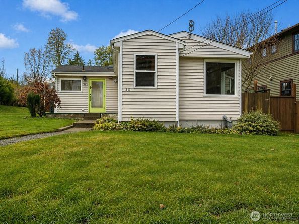 311 NE 95th St, Seattle WA 98115