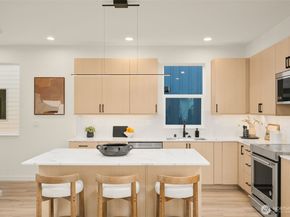 2647 A NW 63rd St, Seattle WA 98107