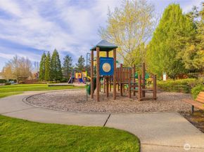 536 237th Ave SE SE, Sammamish WA 98074