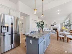 536 237th Ave SE SE, Sammamish WA 98074