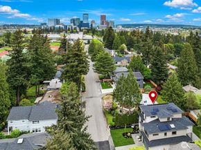 1032 107th Avenue SE, Bellevue WA 98004