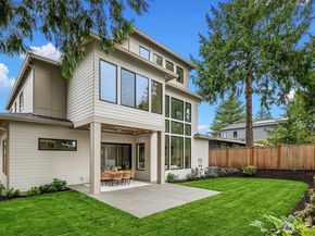 1032 107th Avenue SE, Bellevue WA 98004