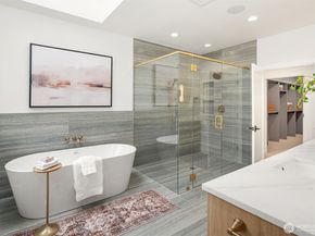 1032 107th Avenue SE, Bellevue WA 98004