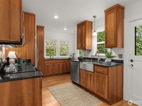 316 W Newell Street, Seattle WA 98119
