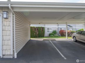 11130 SE 208th Street E201, Kent WA 98031