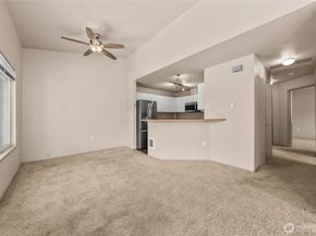 11130 SE 208th Street E201, Kent WA 98031