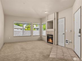 11130 SE 208th Street E201, Kent WA 98031