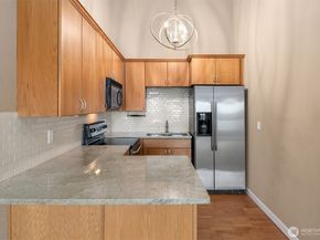 5829 NE 75th Street A444, Seattle WA 98115