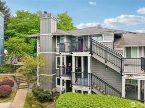 3908 243rd Place SE Q201, Bothell WA 98021