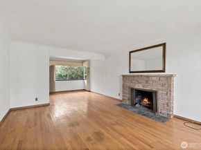 8403 S 120th St, Seattle WA 98178