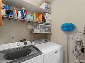 3918 243rd Place SE F204, Bothell WA 98021