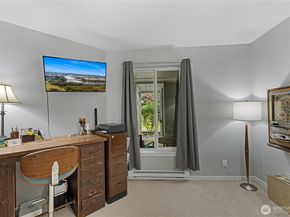 3918 243rd Place SE F204, Bothell WA 98021