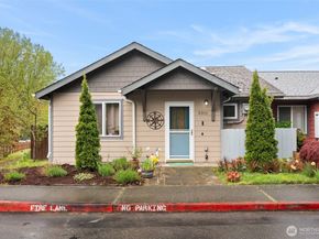 3311 New Hope Circle, Bremerton WA 98312