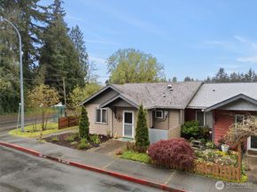 3311 New Hope Circle, Bremerton WA 98312
