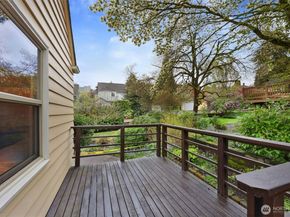 6203 39th Avenue NE, Seattle WA 98115