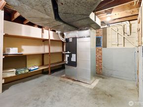 6203 39th Avenue NE, Seattle WA 98115