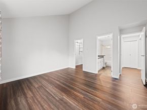 2321 SE 8th Drive, Renton WA 98055