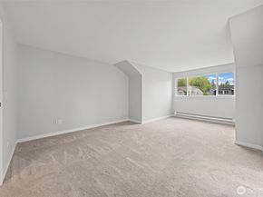 2321 SE 8th Drive, Renton WA 98055